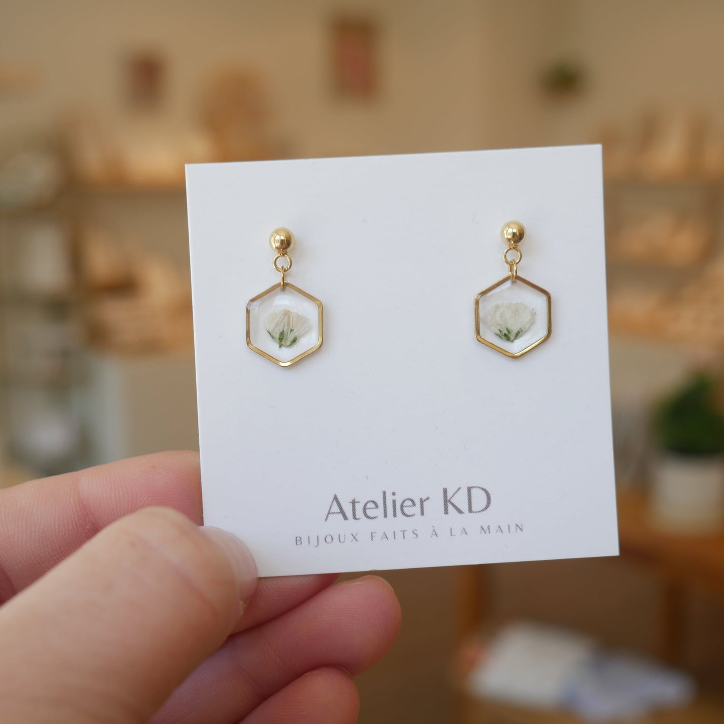 Boucles d'oreilles Gigi blanc - hexa (petit 10mm)