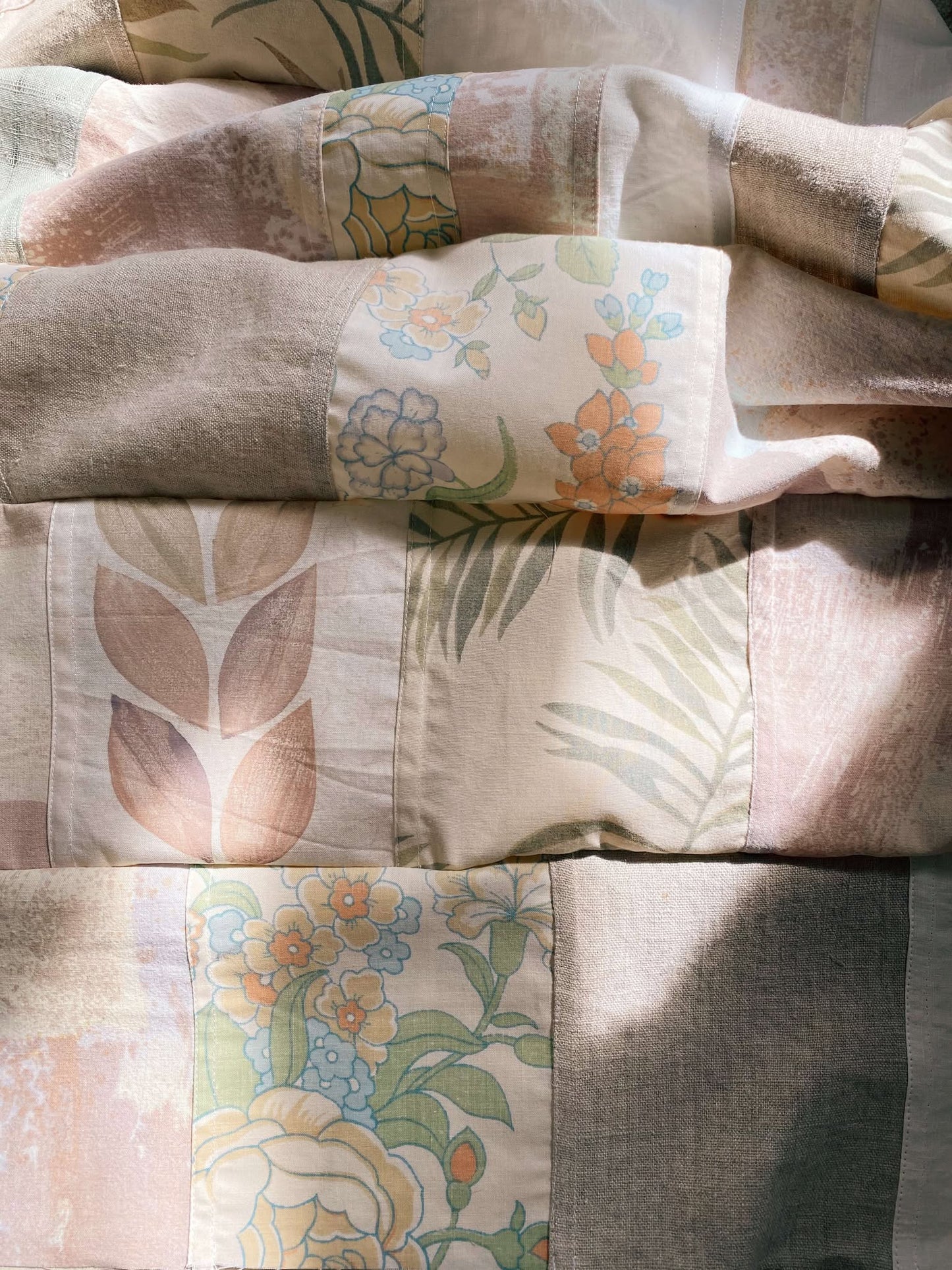 Chapeau soleil réversible en patchwork