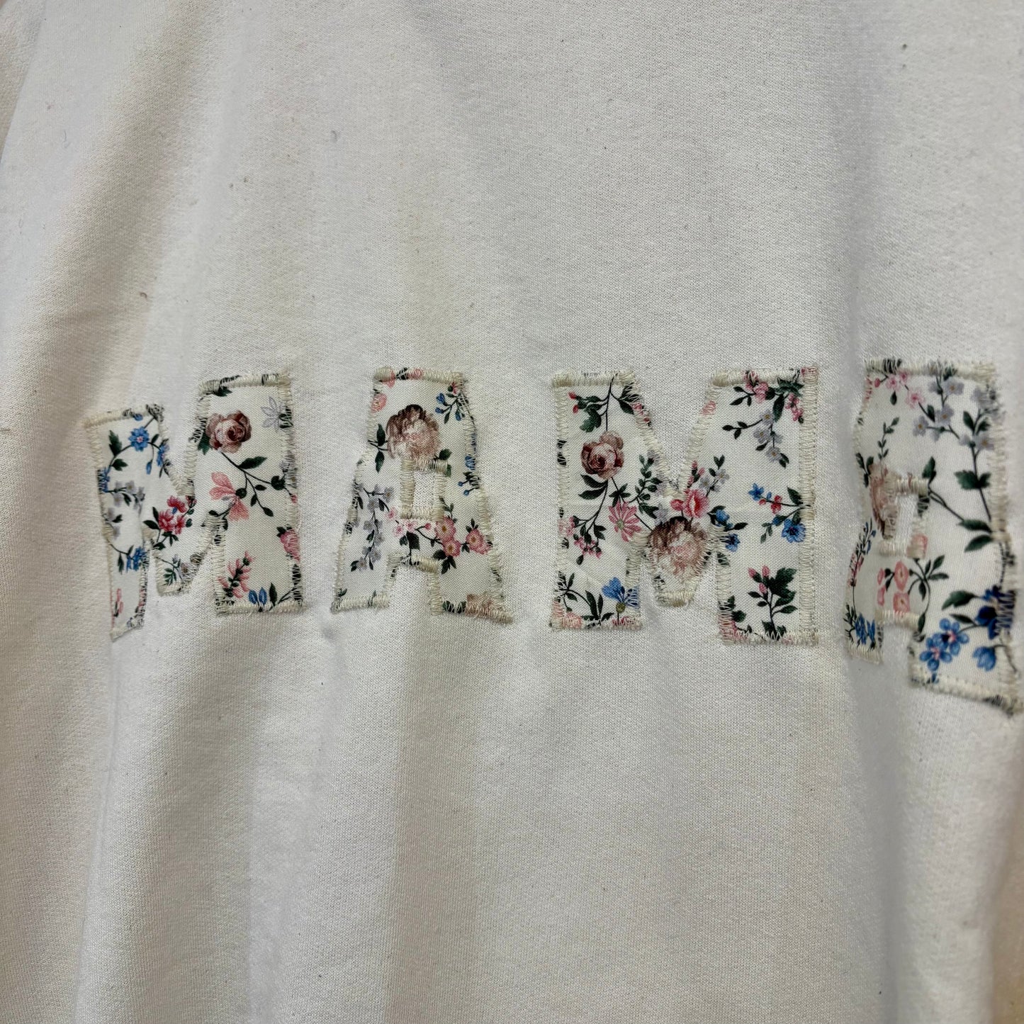 Chandail MAMA - Écru