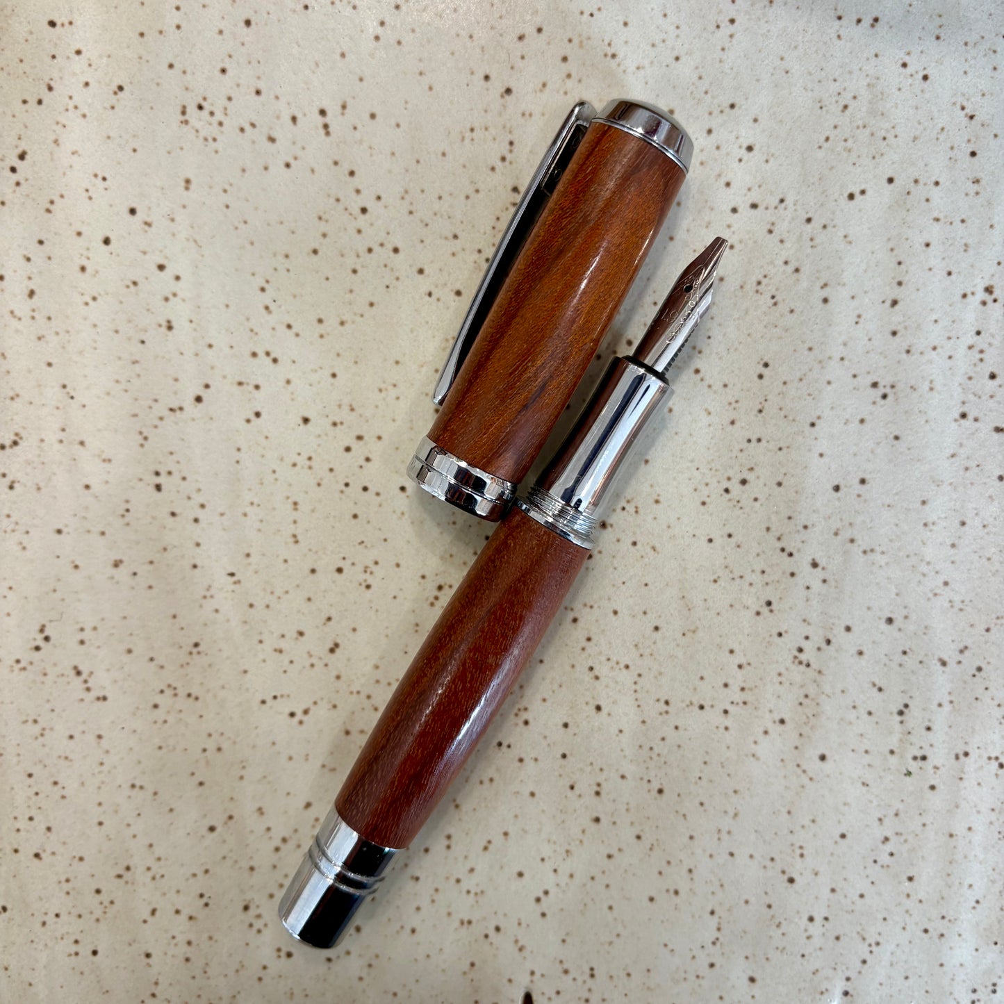 Stylo plume - Bois de rose