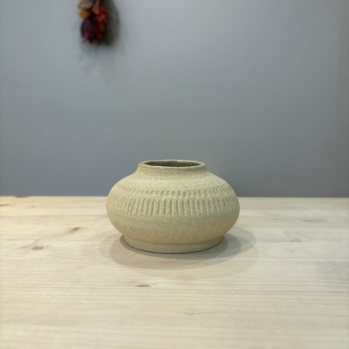 Vase - Argile blanche avec motifs