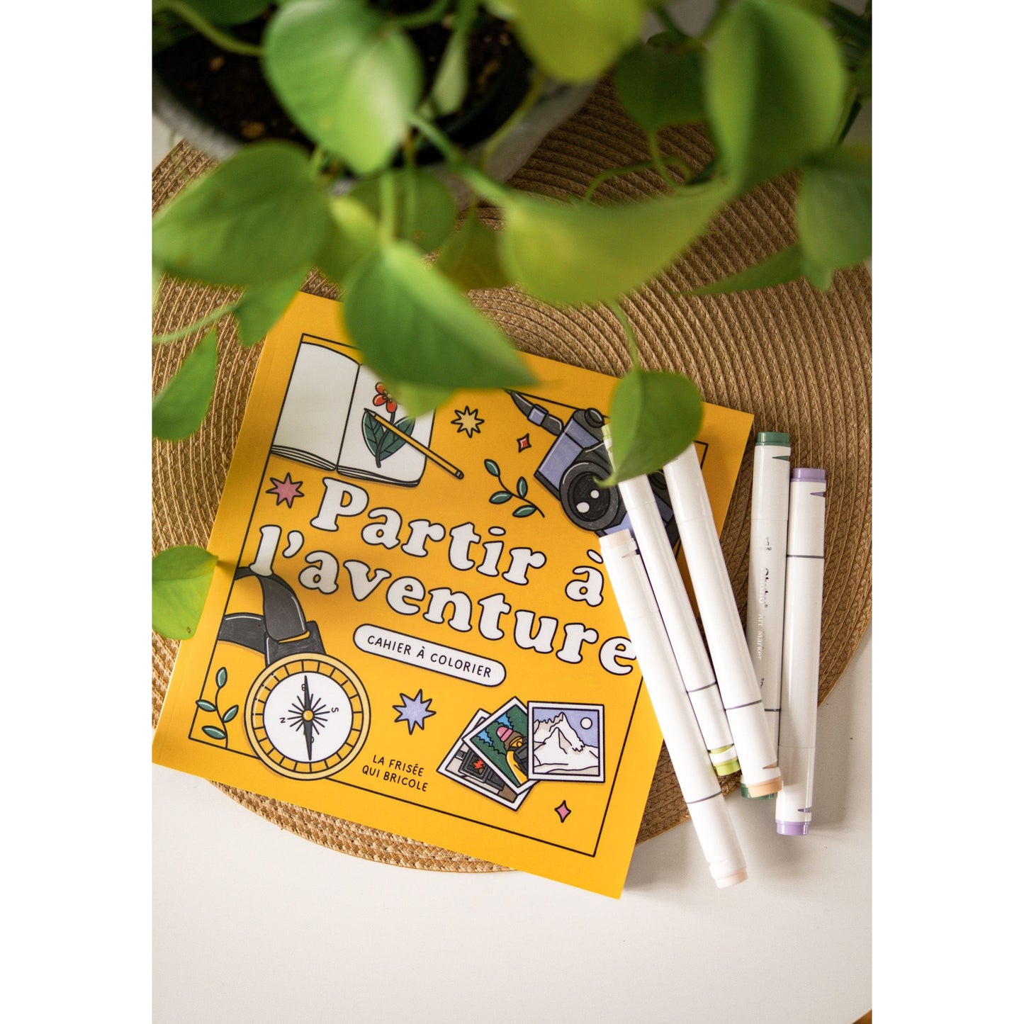 Cahier à colorier - Partir à l’aventure