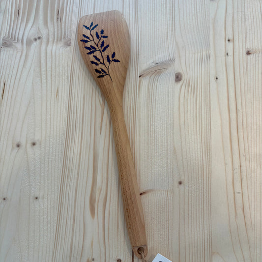 Cuillère en bois à bout plat pyrogravée à la main – Branche feuillue