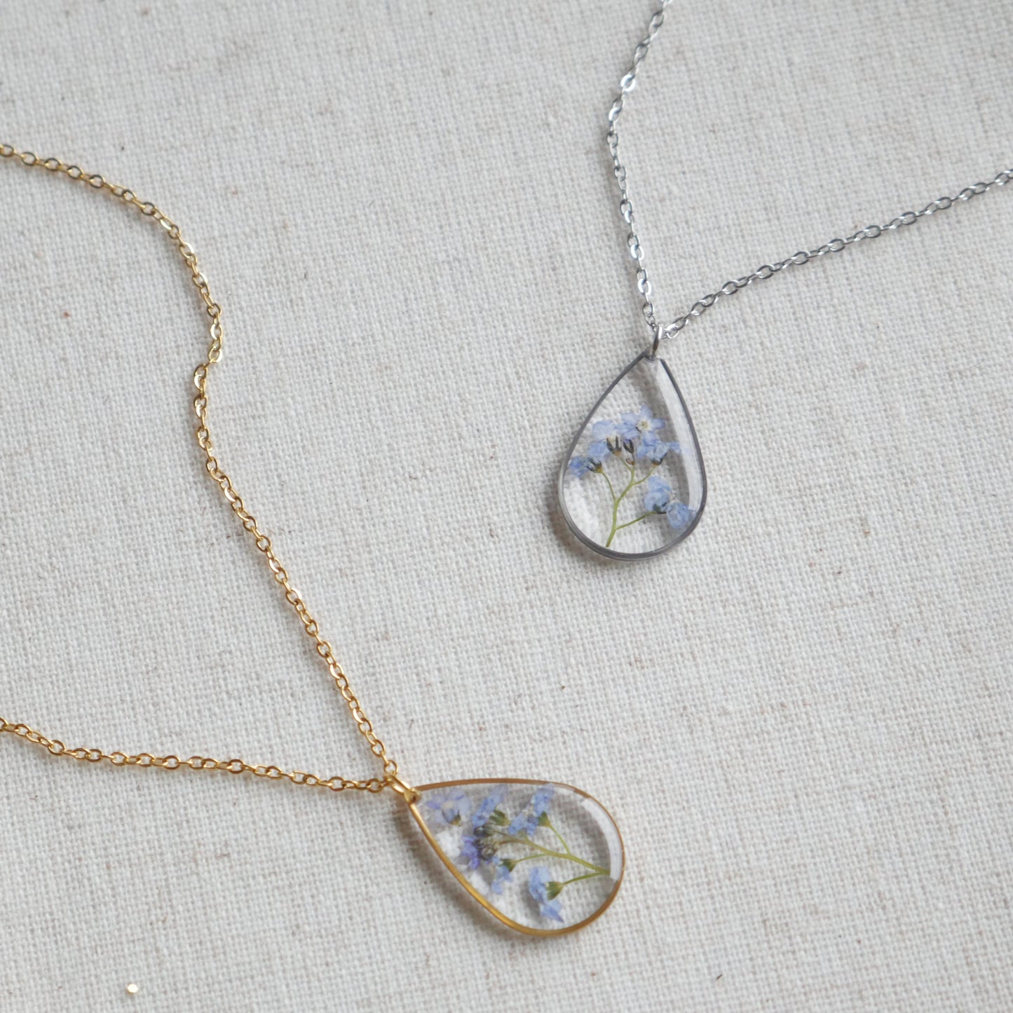 Collier Myosotis - goute (moyen)