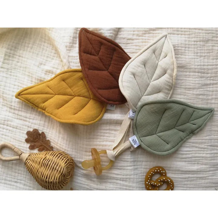 Attache-Tétine - Feuille en tissu biologique