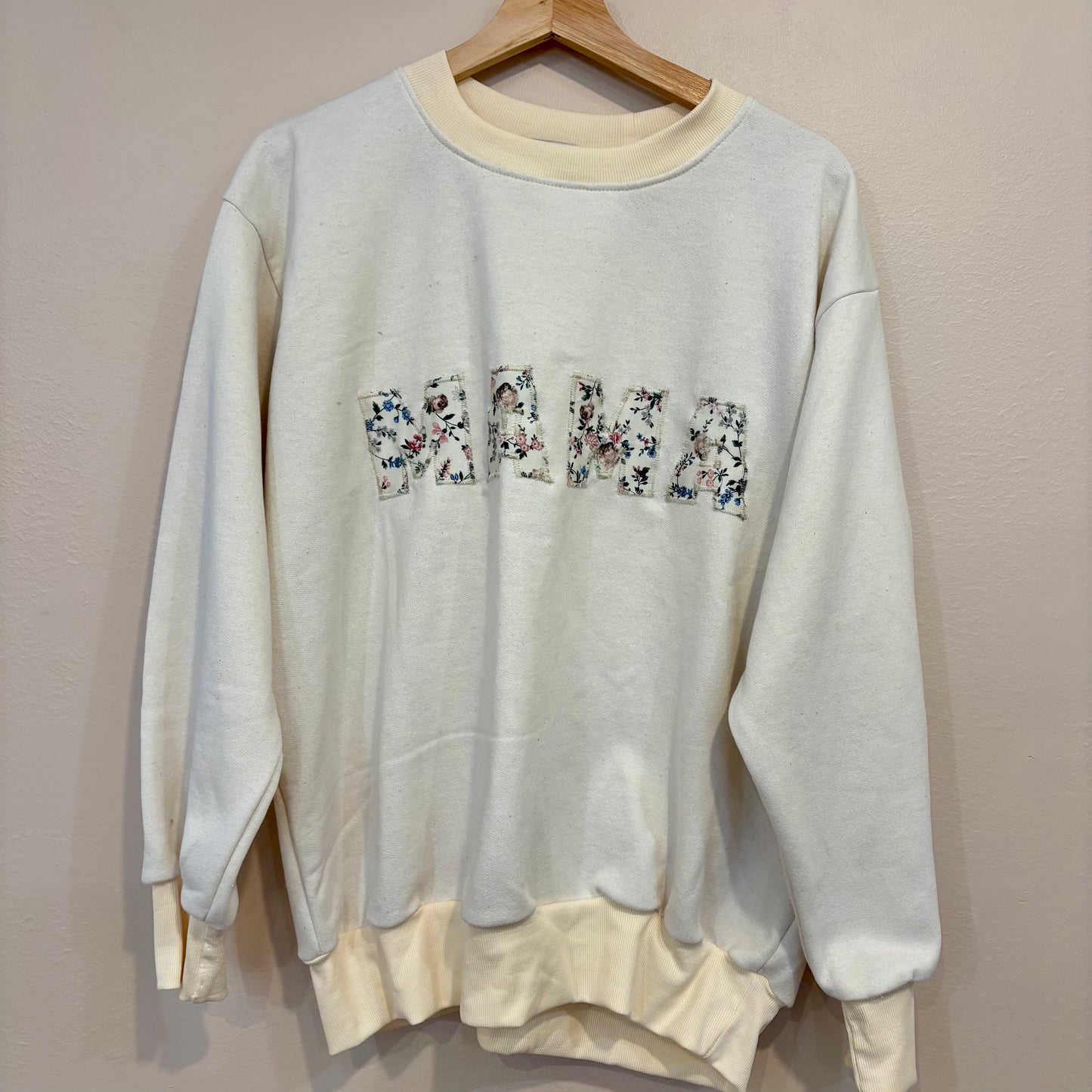 Chandail MAMA - Écru