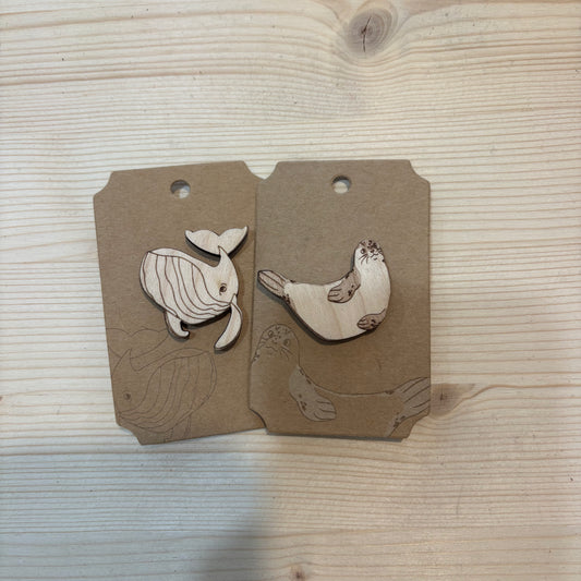 Pins en bois