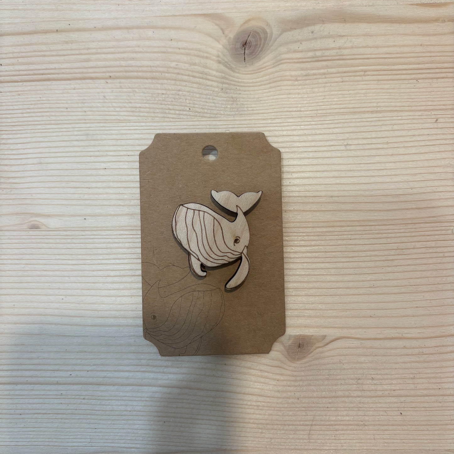 Pins en bois