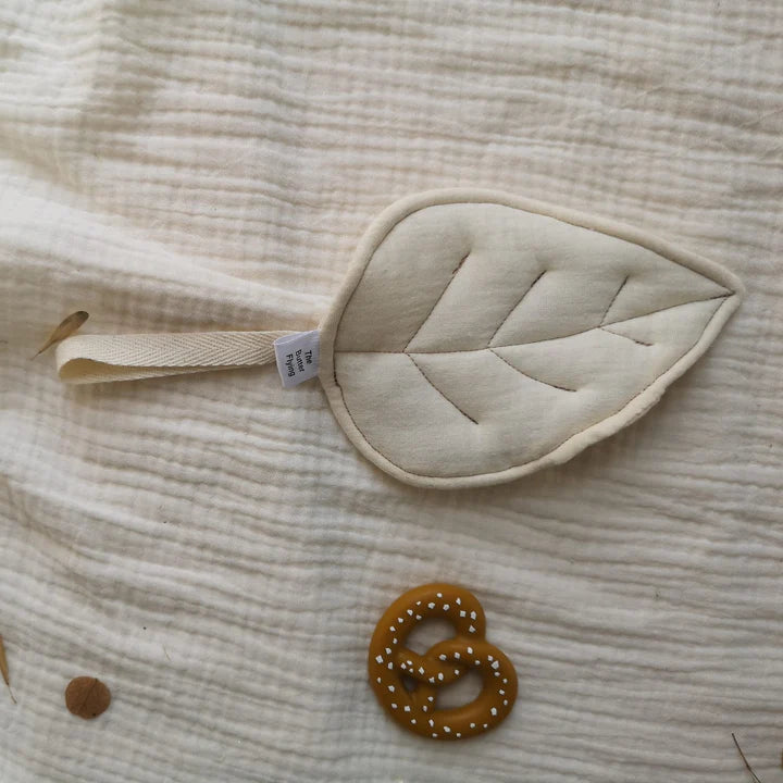Attache-Tétine - Feuille en tissu biologique